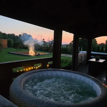 Caloroczny Magjan Z Sauna I Jacuzzi Na Wylacznosc