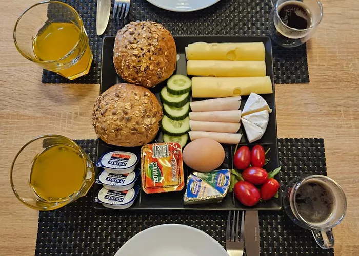 Caloroczny Magjan Z Sauna I Jacuzzi Na Wylacznosc * Zlotow (Greater Poland)